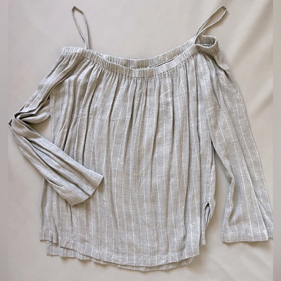 Cloth & Stone Gray Wool Striped Off-the-Shoulder Top - Picture 1 of 6